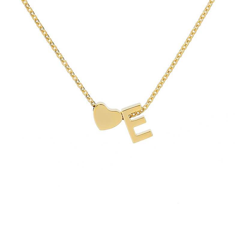 LOANYA Halskette mit kleinem Herz und einem Buchstaben Loanya Gold E