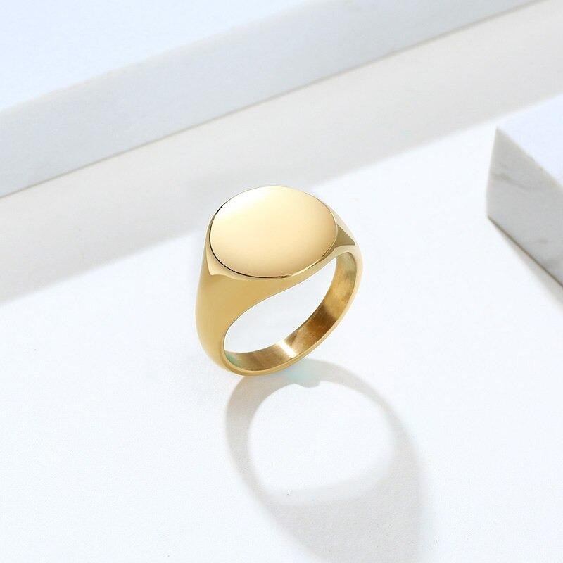 LOANYA Inititalen Ring Loanya Gold 17.3
