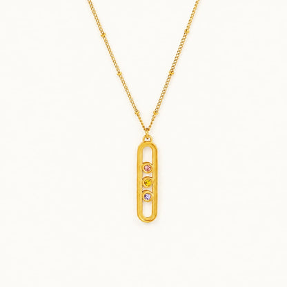 Collier avec trois pierres de naissance