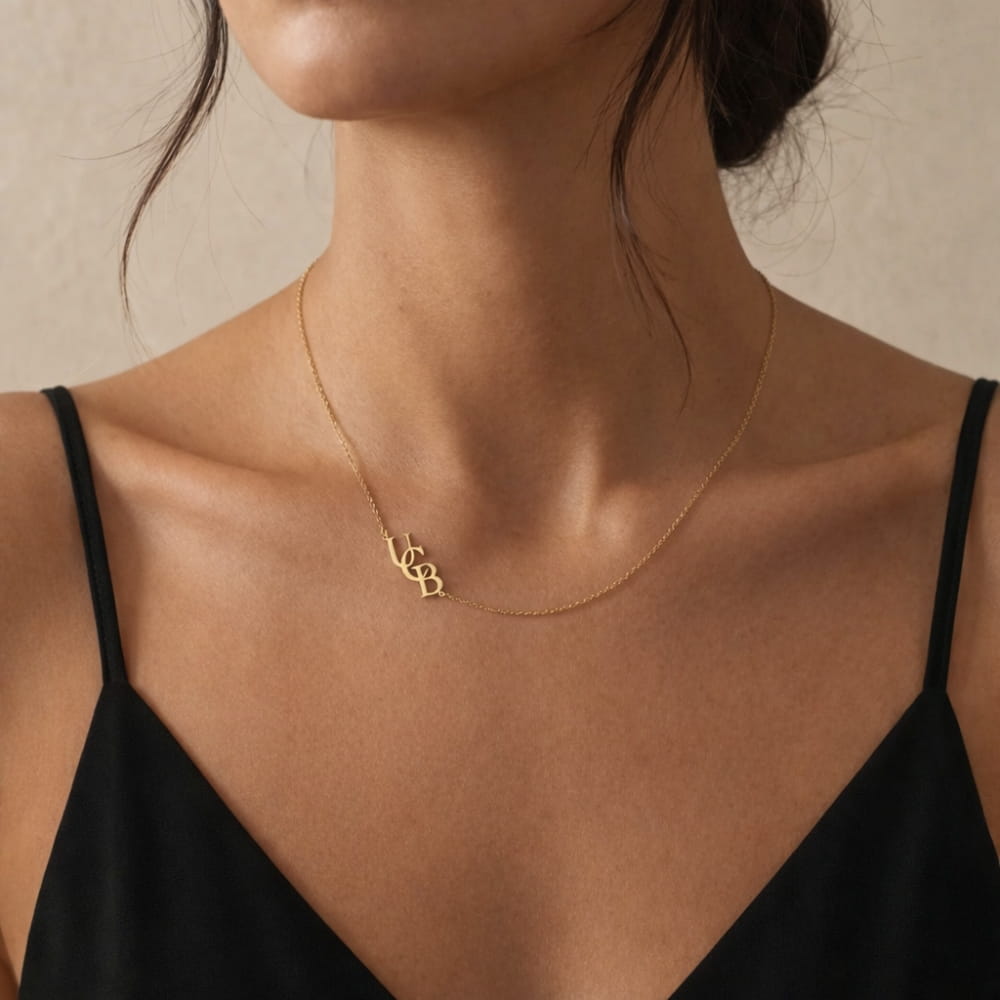 Collier monogramme personnalisé à trois initiales