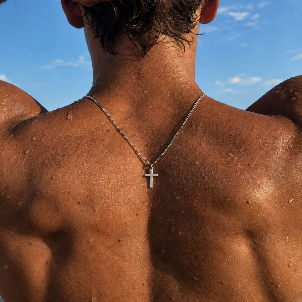 Collier avec croix | Or 18K