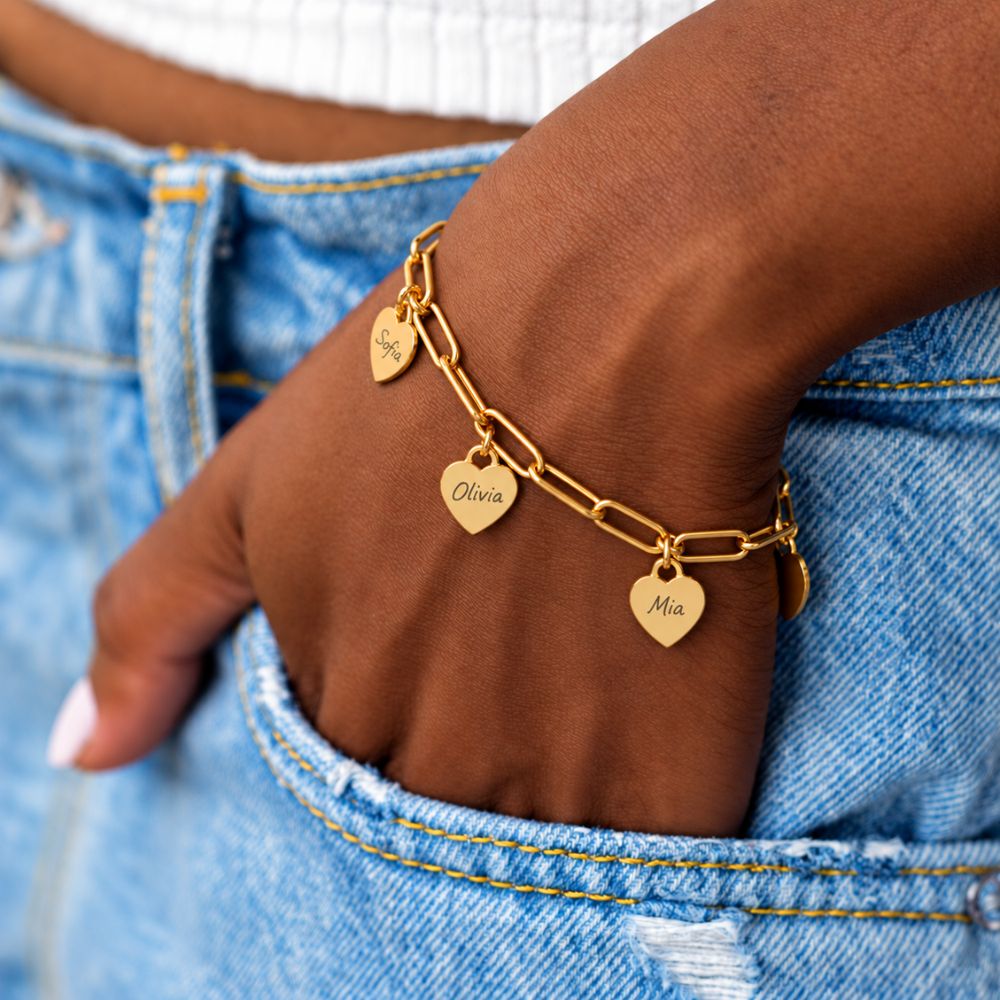 Bracelet avec pendentifs cœur personnalisés