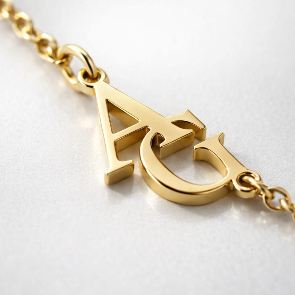 Collier monogramme personnalisé à trois initiales