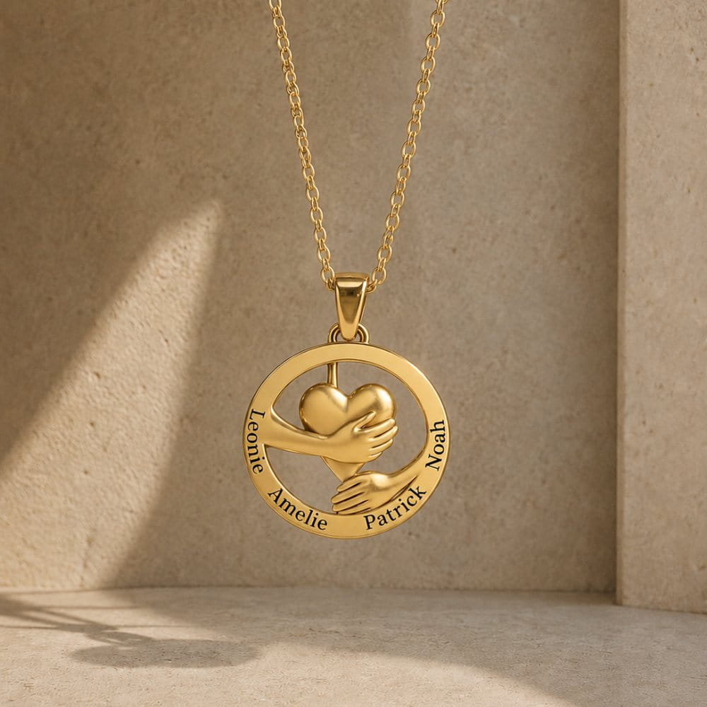 Collier Cœur Enlacé – Gravure Personnalisée