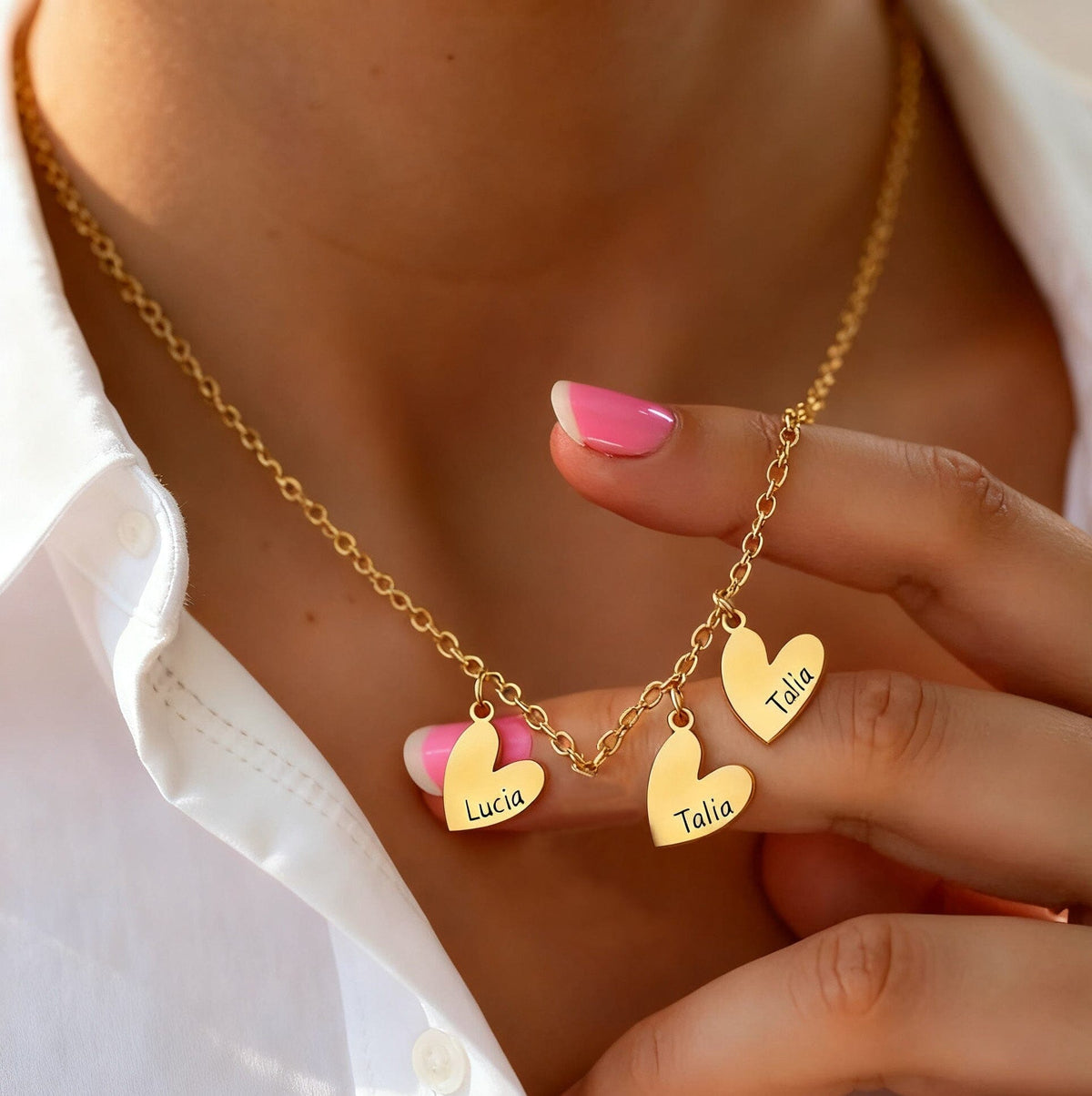 Halskette mit personalisierten Herzanhängern Necklaces Loanya 